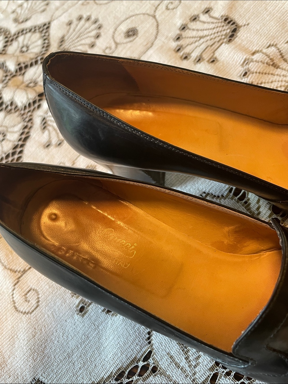 Gucci Black Leather Tassel Mid-Heel Loafers - Women's - Picture 3 of 12
